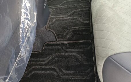 Toyota RAV4, 2025 год, 4 320 000 рублей, 9 фотография