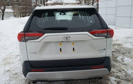 Toyota RAV4, 2025 год, 4 320 000 рублей, 4 фотография