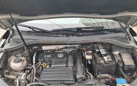 Volkswagen Tiguan II, 2019 год, 3 000 000 рублей, 10 фотография