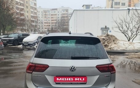 Volkswagen Tiguan II, 2019 год, 3 000 000 рублей, 2 фотография