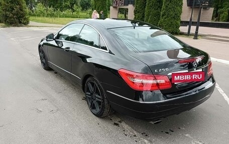 Mercedes-Benz E-Класс, 2010 год, 1 110 000 рублей, 4 фотография