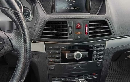 Mercedes-Benz E-Класс, 2010 год, 1 110 000 рублей, 9 фотография