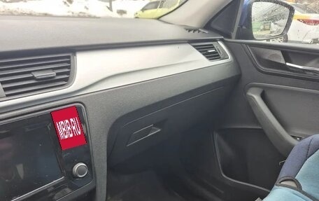 Skoda Rapid I, 2018 год, 1 450 000 рублей, 8 фотография