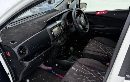 Toyota Vitz, 2019 год, 1 000 000 рублей, 9 фотография