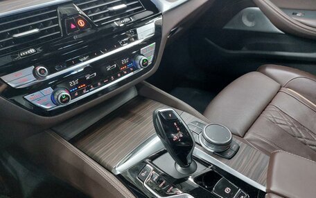 BMW 5 серия, 2021 год, 5 382 000 рублей, 35 фотография