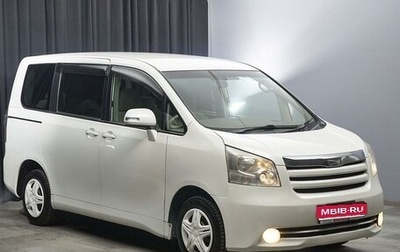Toyota Noah III, 2008 год, 1 250 000 рублей, 1 фотография