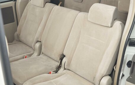 Toyota Noah III, 2008 год, 1 250 000 рублей, 5 фотография