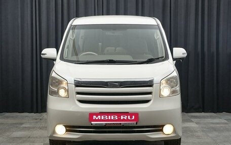 Toyota Noah III, 2008 год, 1 250 000 рублей, 3 фотография