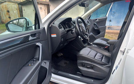 Volkswagen Tiguan II, 2020 год, 3 200 000 рублей, 11 фотография