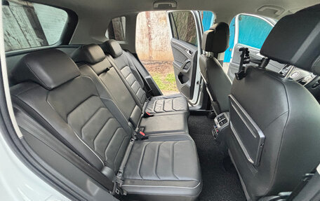 Volkswagen Tiguan II, 2020 год, 3 200 000 рублей, 26 фотография