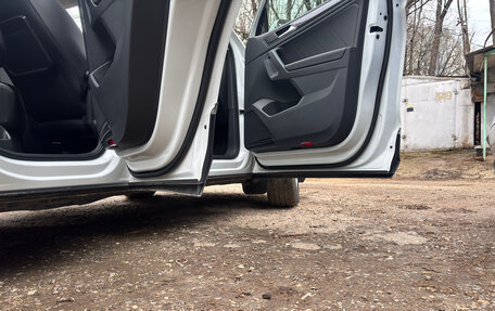 Volkswagen Tiguan II, 2020 год, 3 200 000 рублей, 31 фотография