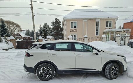 KIA Sportage IV рестайлинг, 2023 год, 4 200 000 рублей, 3 фотография