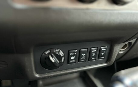 Nissan Navara (Frontier), 2008 год, 1 050 000 рублей, 11 фотография