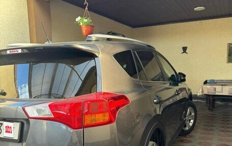 Toyota RAV4, 2013 год, 1 150 000 рублей, 4 фотография