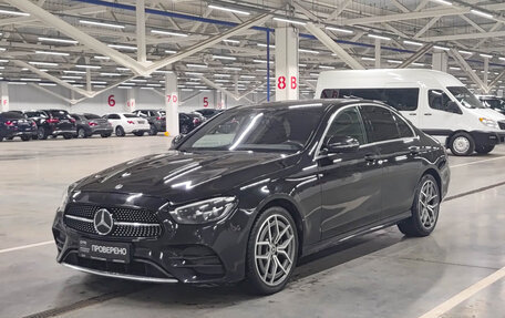 Mercedes-Benz E-Класс, 2020 год, 3 899 000 рублей, 1 фотография