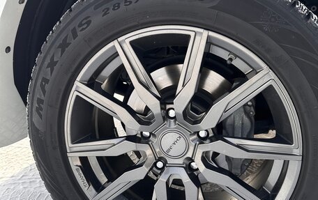 Toyota Land Cruiser 200, 2018 год, 7 950 000 рублей, 5 фотография