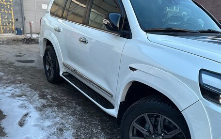 Toyota Land Cruiser 200, 2018 год, 7 950 000 рублей, 11 фотография
