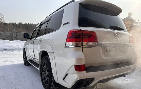 Toyota Land Cruiser 200, 2018 год, 7 950 000 рублей, 17 фотография