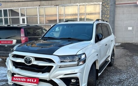 Toyota Land Cruiser 200, 2018 год, 7 950 000 рублей, 15 фотография