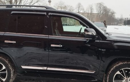 Toyota Land Cruiser 200, 2021 год, 7 970 000 рублей, 7 фотография