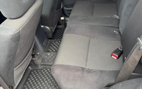 Suzuki Grand Vitara, 2003 год, 900 000 рублей, 12 фотография