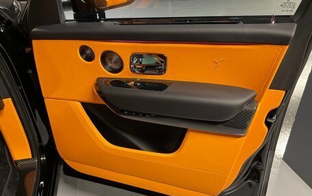 Rolls-Royce Cullinan, 2025 год, 65 000 000 рублей, 11 фотография