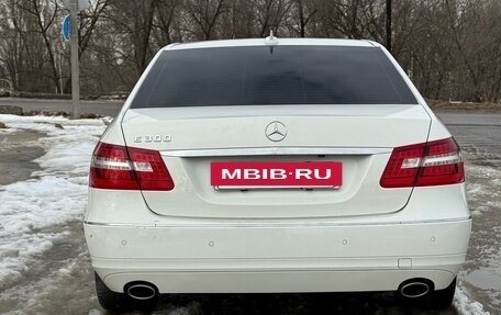 Mercedes-Benz E-Класс, 2011 год, 1 475 000 рублей, 6 фотография