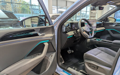 Volkswagen Tiguan, 2025 год, 5 390 000 рублей, 13 фотография