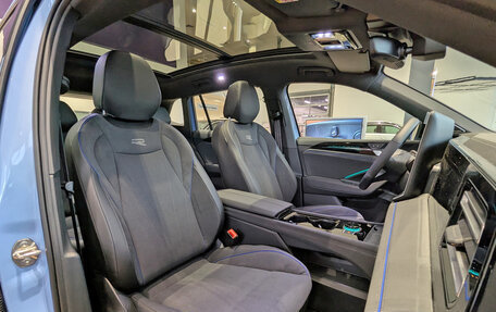 Volkswagen Tiguan, 2025 год, 5 390 000 рублей, 24 фотография