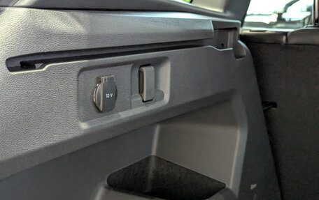 Volkswagen Tiguan, 2025 год, 5 390 000 рублей, 35 фотография