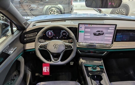 Volkswagen Tiguan, 2025 год, 5 390 000 рублей, 32 фотография