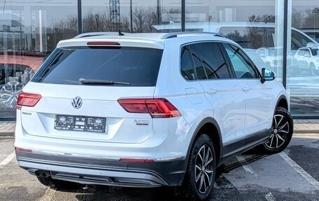 Volkswagen Tiguan II, 2017 год, 2 050 000 рублей, 2 фотография