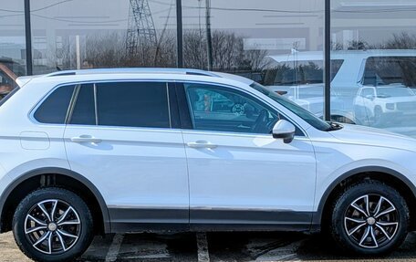 Volkswagen Tiguan II, 2017 год, 2 050 000 рублей, 4 фотография