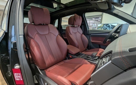 Audi Q5, 2025 год, 6 290 000 рублей, 27 фотография