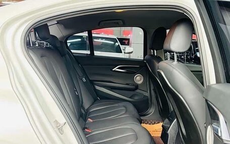 BMW 1 серия, 2022 год, 1 383 000 рублей, 7 фотография