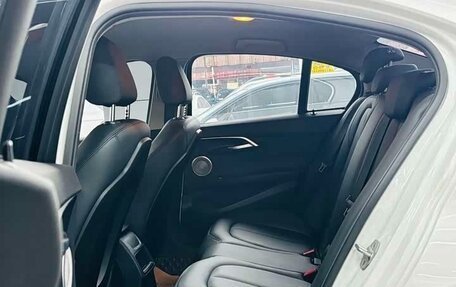 BMW 1 серия, 2022 год, 1 383 000 рублей, 10 фотография