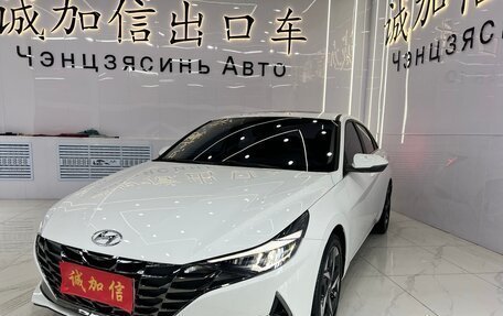 Hyundai Elantra, 2022 год, 1 750 000 рублей, 4 фотография