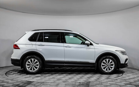 Volkswagen Tiguan II, 2021 год, 3 449 000 рублей, 4 фотография