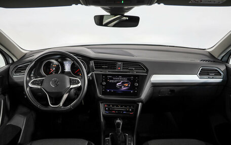 Volkswagen Tiguan II, 2021 год, 3 449 000 рублей, 10 фотография