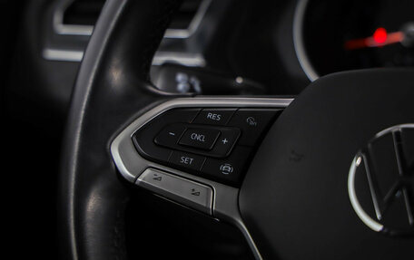 Volkswagen Tiguan II, 2021 год, 3 449 000 рублей, 13 фотография