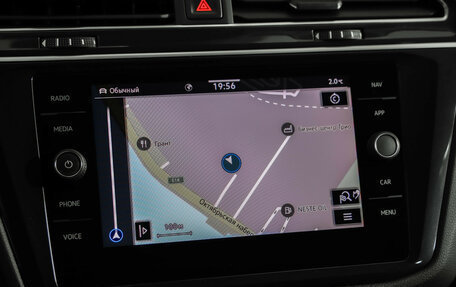 Volkswagen Tiguan II, 2021 год, 3 449 000 рублей, 15 фотография