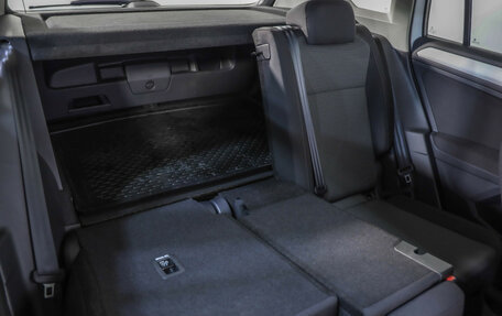 Volkswagen Tiguan II, 2021 год, 3 449 000 рублей, 27 фотография