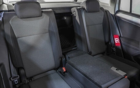 Volkswagen Tiguan II, 2021 год, 3 449 000 рублей, 26 фотография