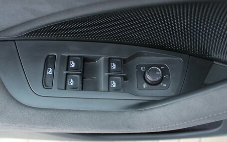 Volkswagen Tiguan, 2025 год, 4 950 000 рублей, 16 фотография