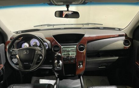 Honda Pilot III рестайлинг, 2008 год, 1 300 000 рублей, 30 фотография