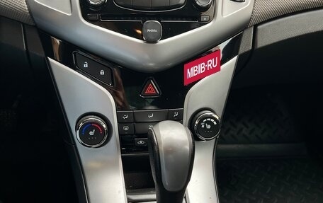 Chevrolet Cruze II, 2012 год, 700 000 рублей, 10 фотография