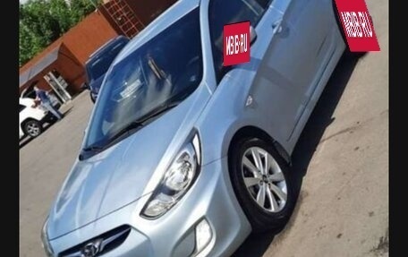 Hyundai Solaris II рестайлинг, 2011 год, 850 000 рублей, 6 фотография