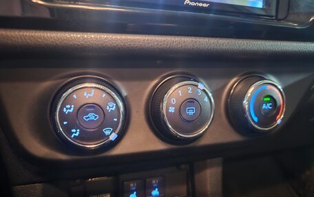 Toyota Corolla, 2013 год, 899 000 рублей, 25 фотография