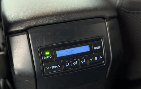 Toyota Land Cruiser Prado 150 рестайлинг 2, 2018 год, 5 100 000 рублей, 8 фотография