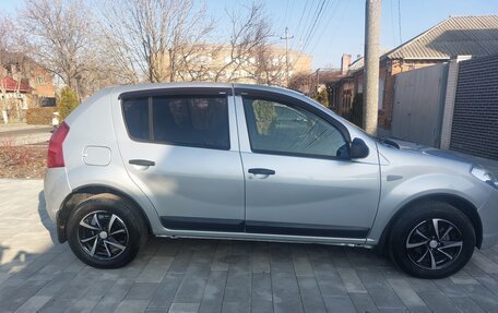 Renault Sandero I, 2012 год, 639 000 рублей, 4 фотография